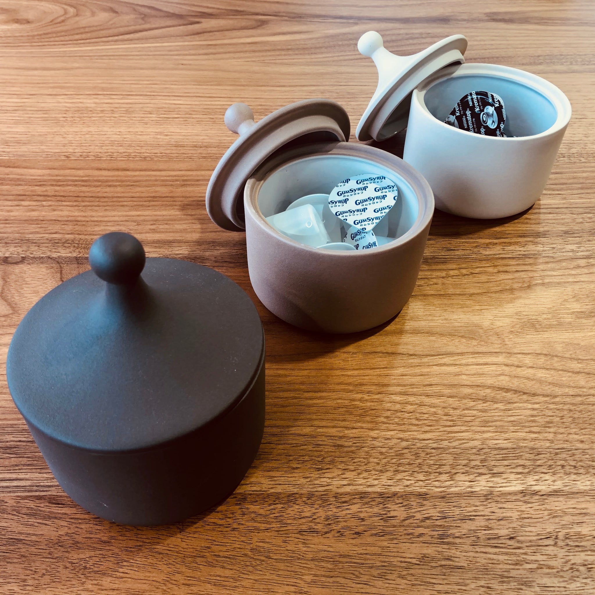 【美品】大倉陶園　ゴールドライン　パルテノン神殿　神殿　バターケース　小物入れ OUTLET】ガラス製ケース Tokinone PB.ゴールドフレーム 小物入れ